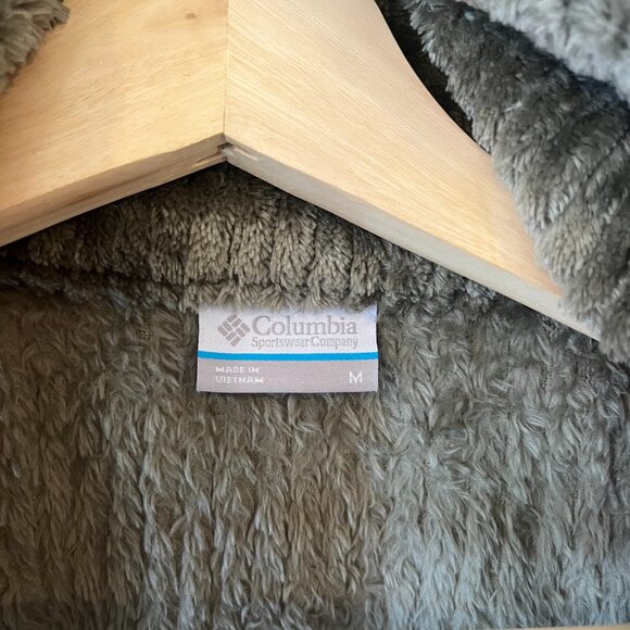 Columbia Women's Fire Side Sherpa Vest - Picture 7 of 9